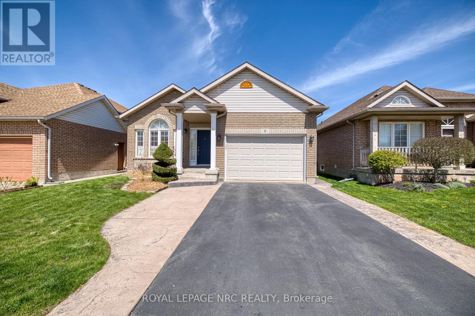 Detached at 9 SUMMERS DRIVE, Thorold (Confederation Heights)