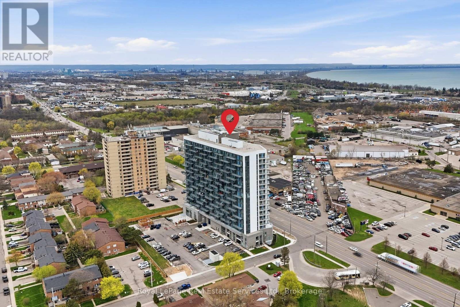 Apartment at 202 - 2782 BARTON STREET E, Hamilton (Riverdale)