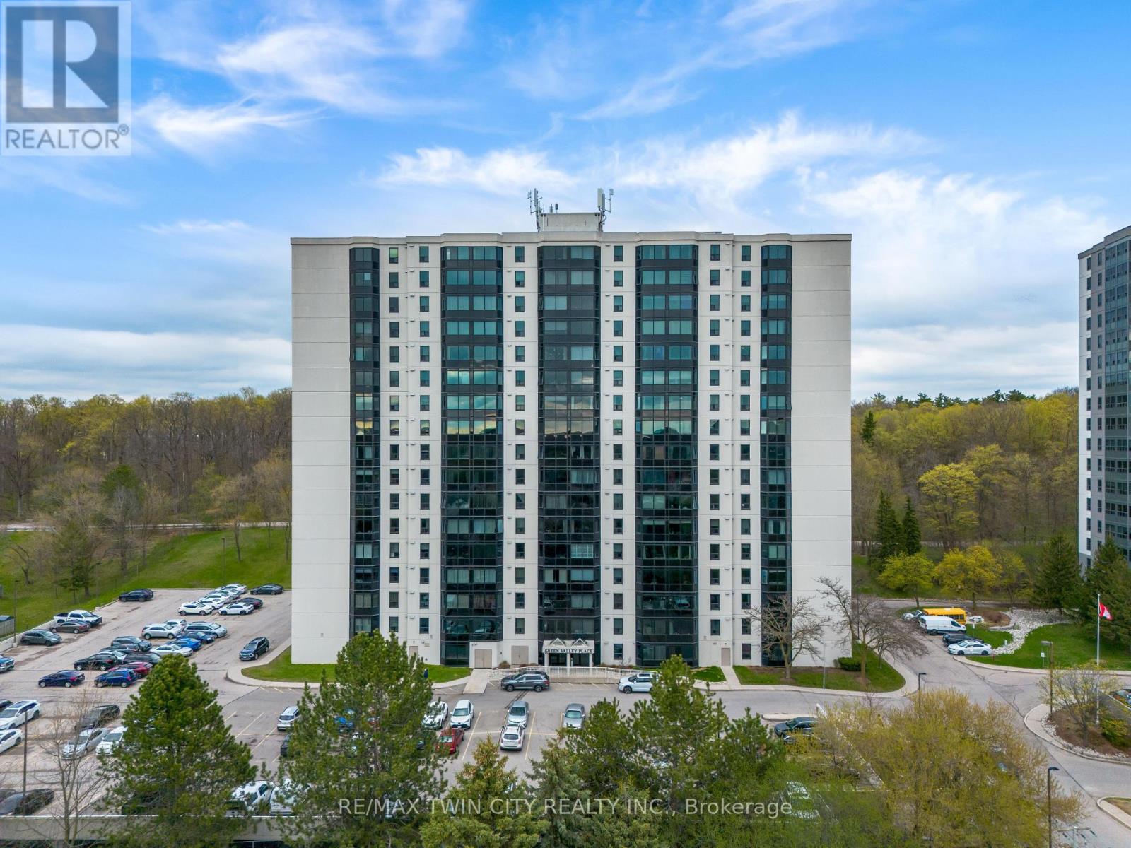 Apartment at 502 - 35 GREEN VALLEY DRIVE, Kitchener
