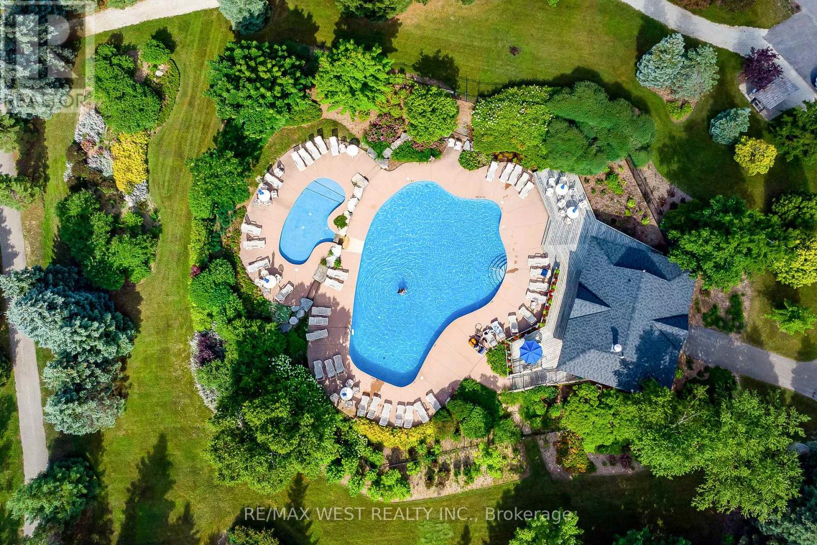 Townhouse at 37 - 171 SNOWBRIDGE WAY, Blue Mountains