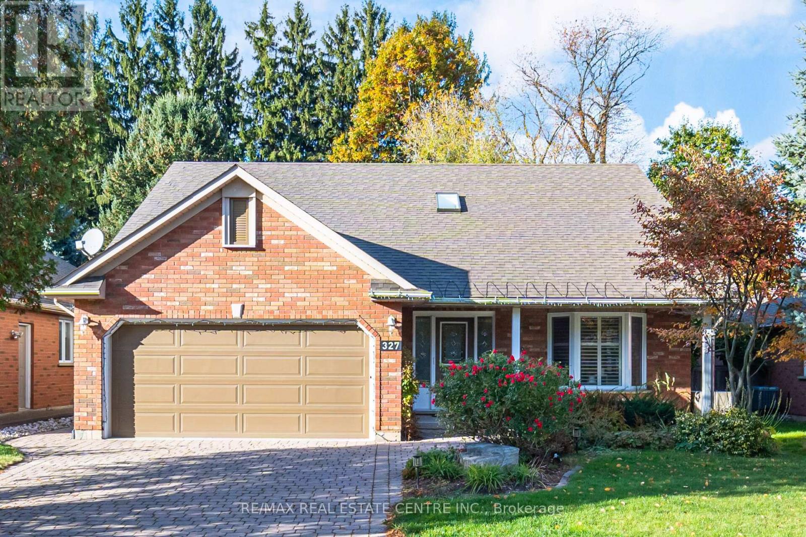 Detached at 327 CAVENDISH DRIVE, Hamilton (Ancaster)