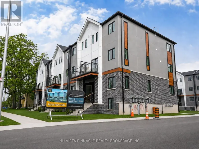 Townhouse at 7 - 1208 FANSHAWE PARK ROAD E, London