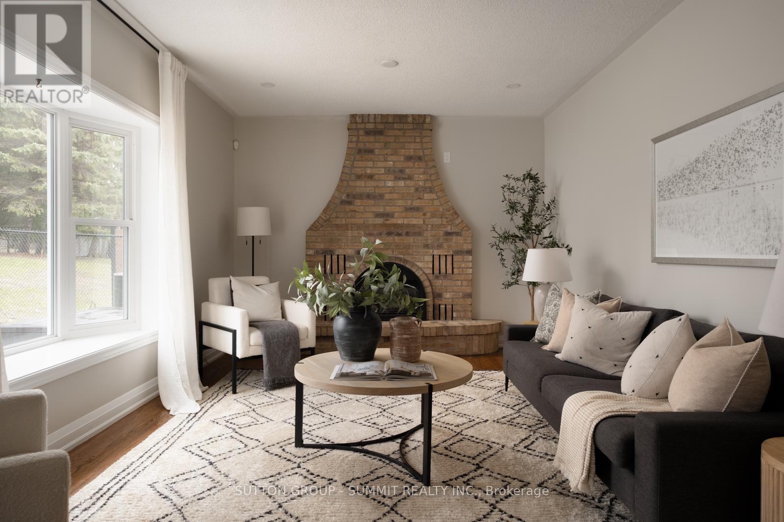 Detached at 27 MILLBRIDGE CRESCENT, Pelham (Fonthill)