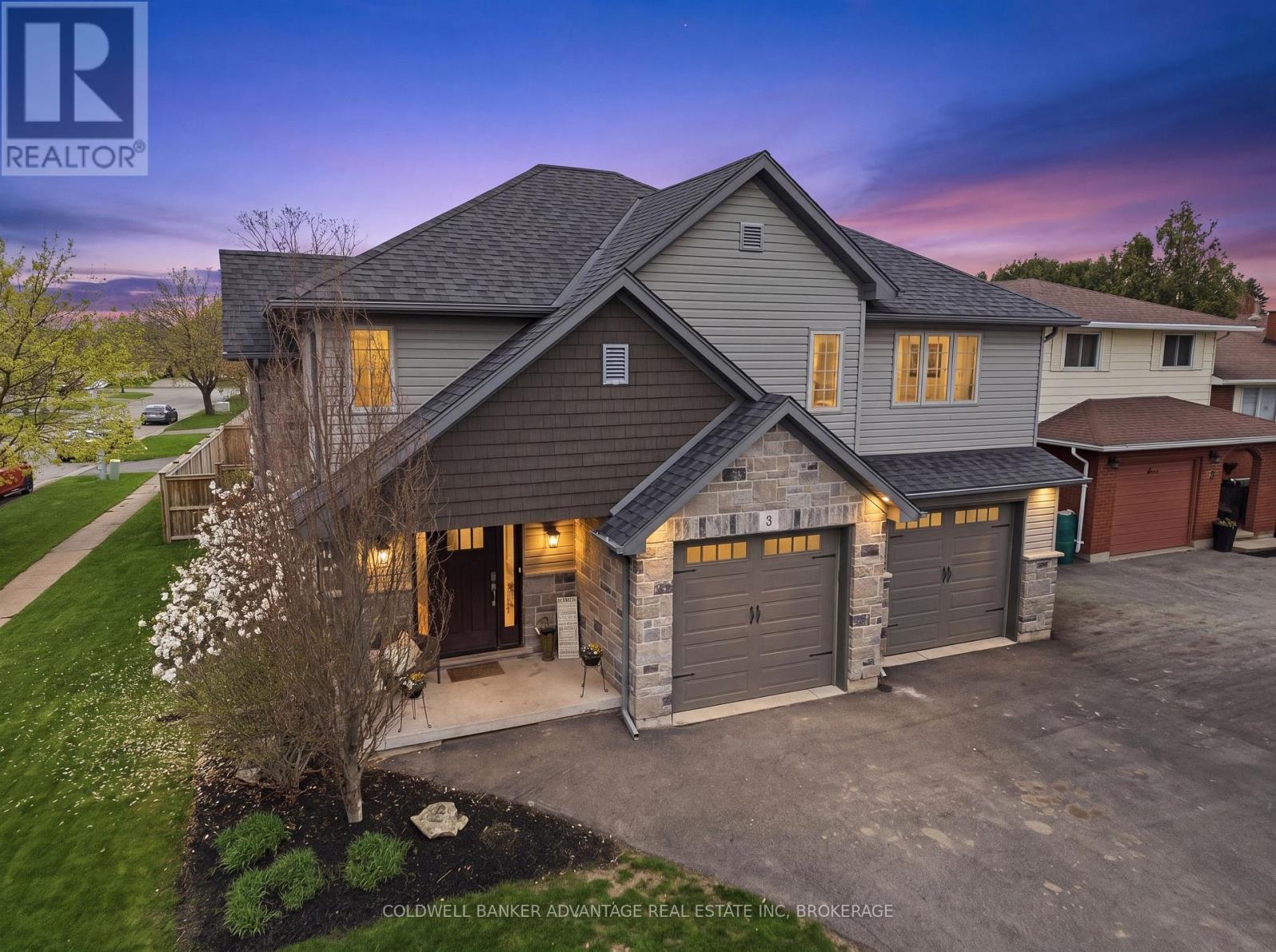 Detached at 3 ASCOT COURT, Welland (N. Welland)