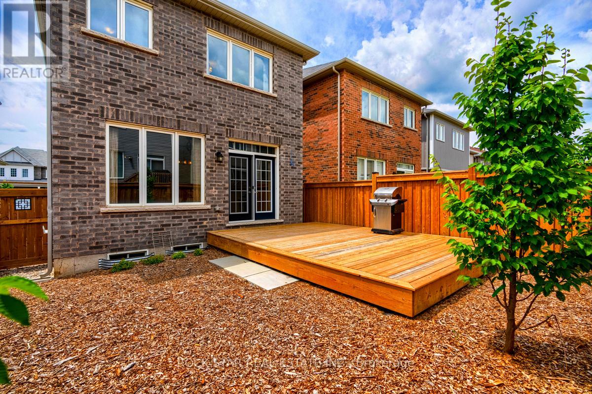 Detached at 331 DOLMAN STREET, Woolwich