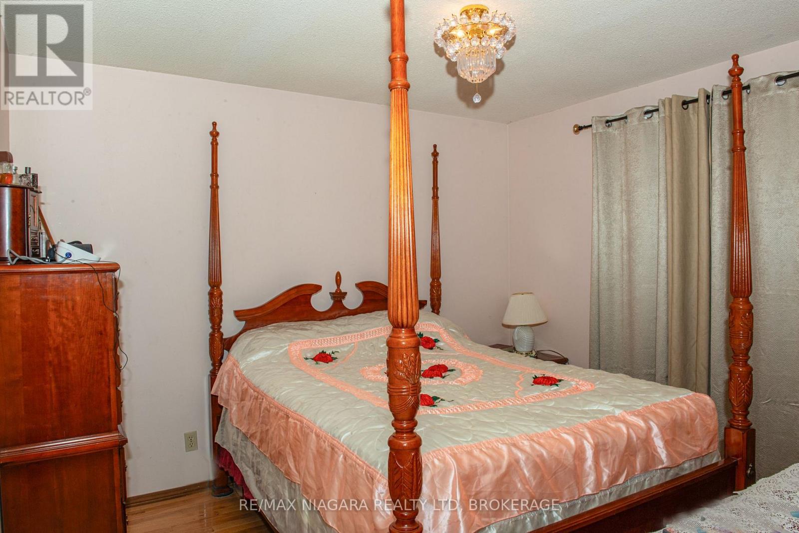 Detached at 38 ROEHAMPTON DRIVE, St. Catharines