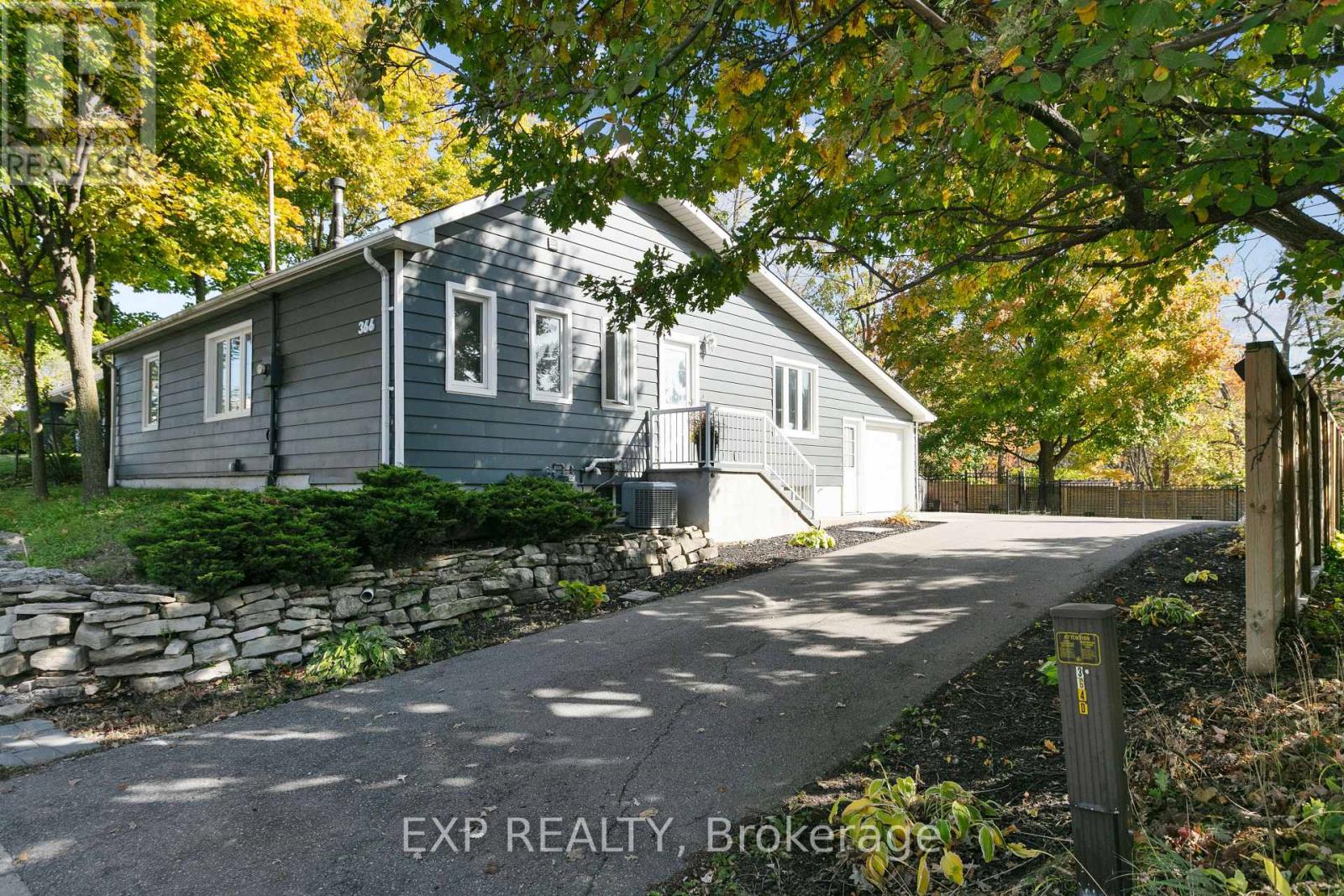 Detached at 366 DUNDAS STREET E, Hamilton (Waterdown)