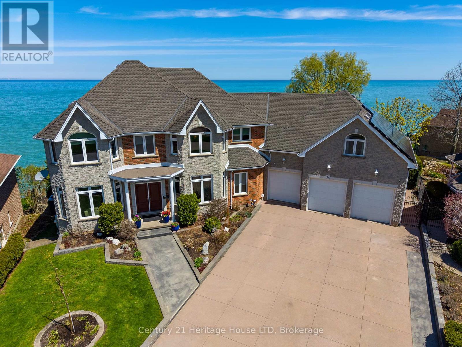 Detached at 6 JACOB'S LANDING, Grimsby (Grimsby Beach)