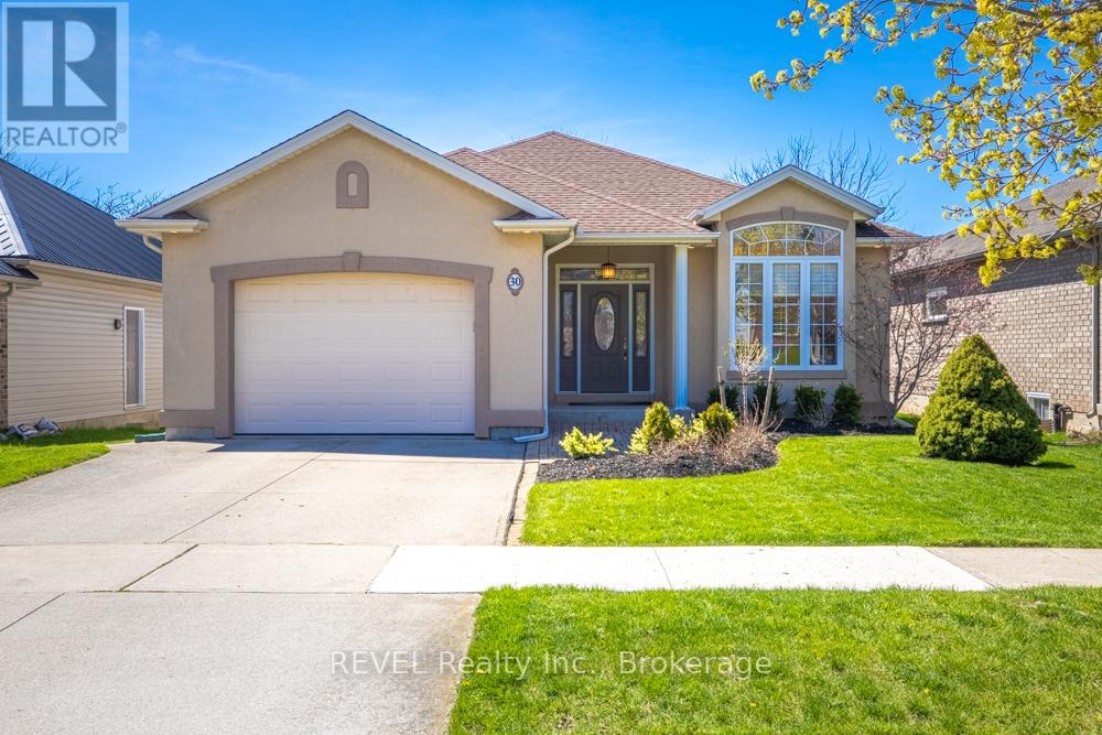 Detached at 30 BIANCA DRIVE, Niagara-on-the-Lake (Virgil)