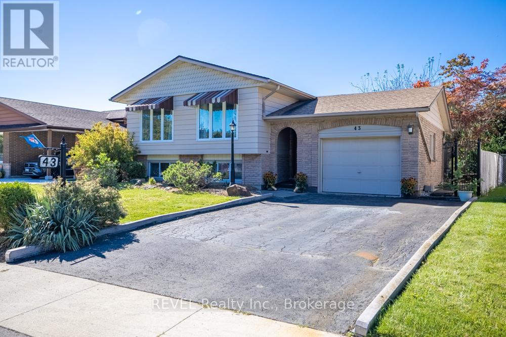 Detached at 43 TRELAWN PARKWAY, Welland