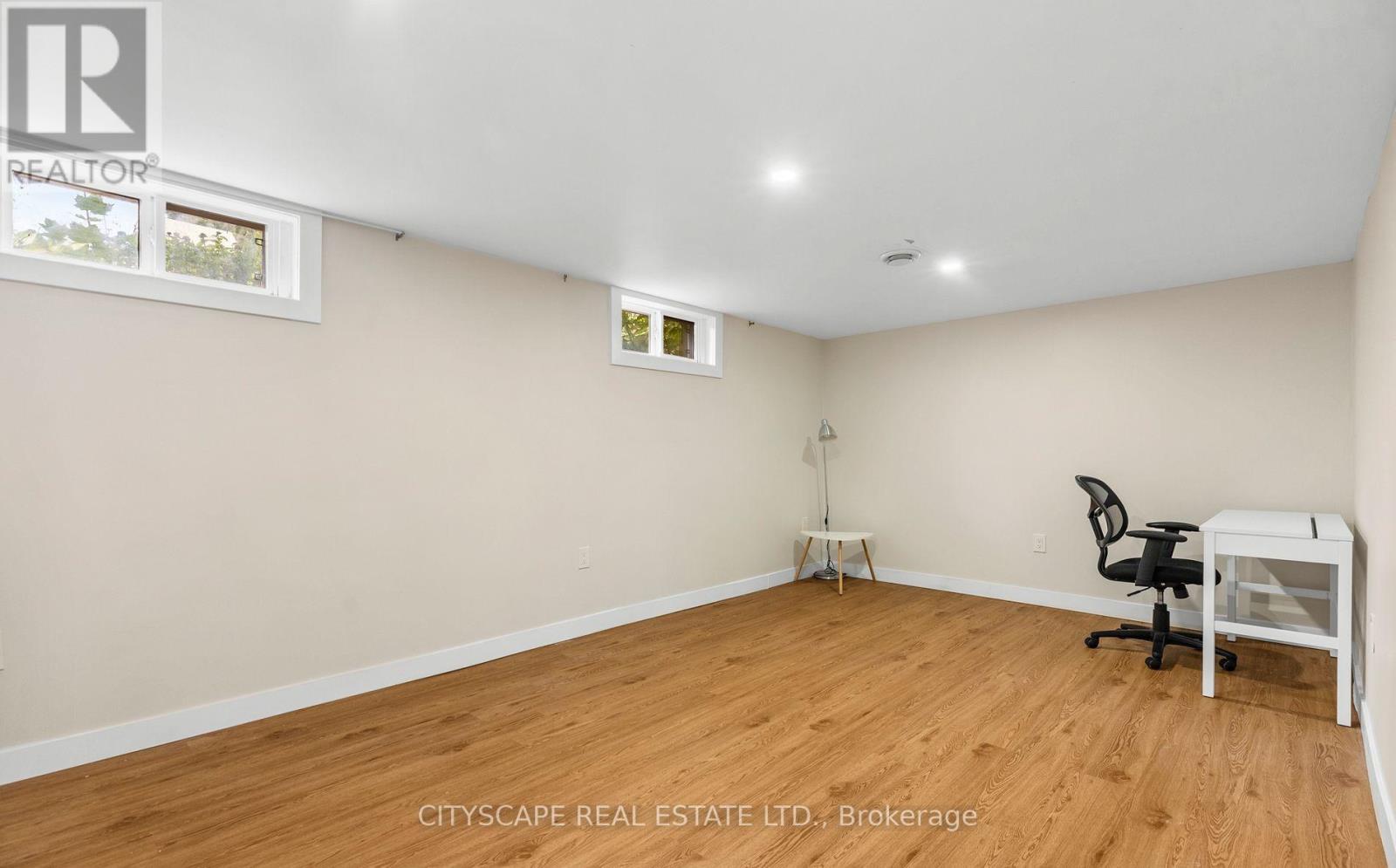 Detached at BSMT - 30 TILIPE ROAD, London