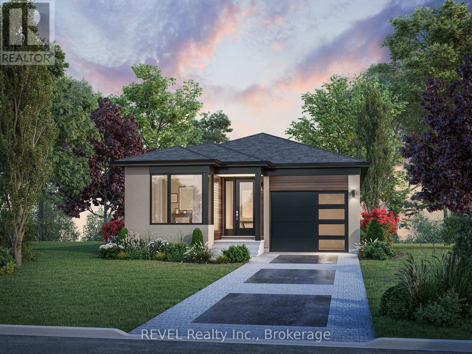 Detached at 8 STICKLES STREET, Pelham (Fonthill)
