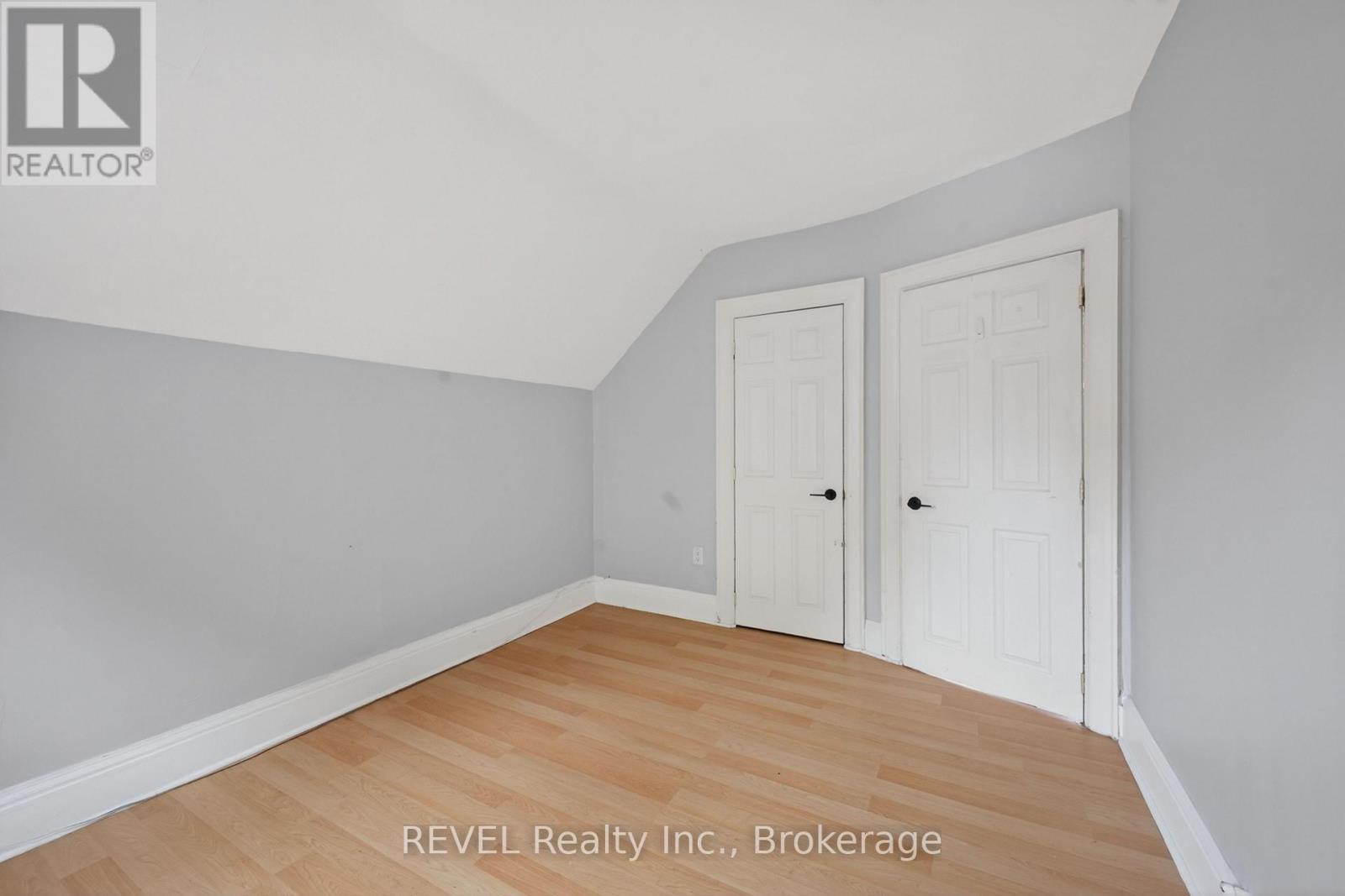 Multiplex at 2-UPPER - 228 DUFFERIN STREET, Fort Erie