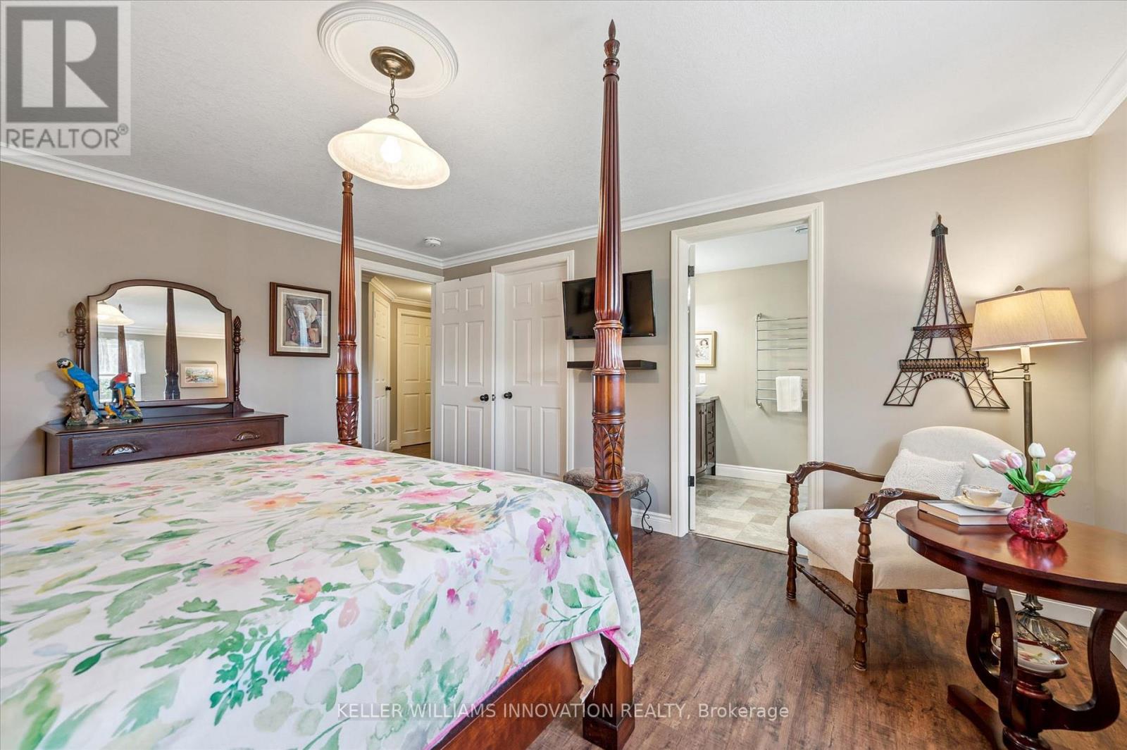 Detached at 495190 TRAVERSTON ROAD, West Grey