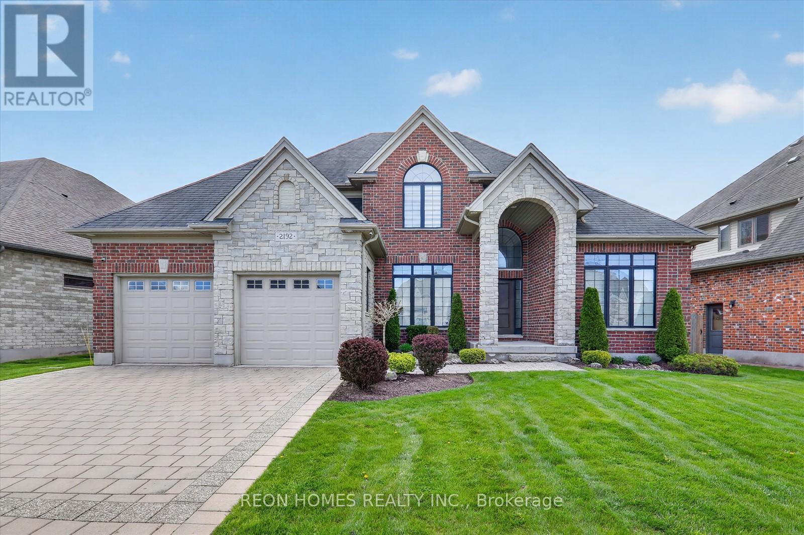Detached at 2192 CALLINGHAM DRIVE, London North (North R)