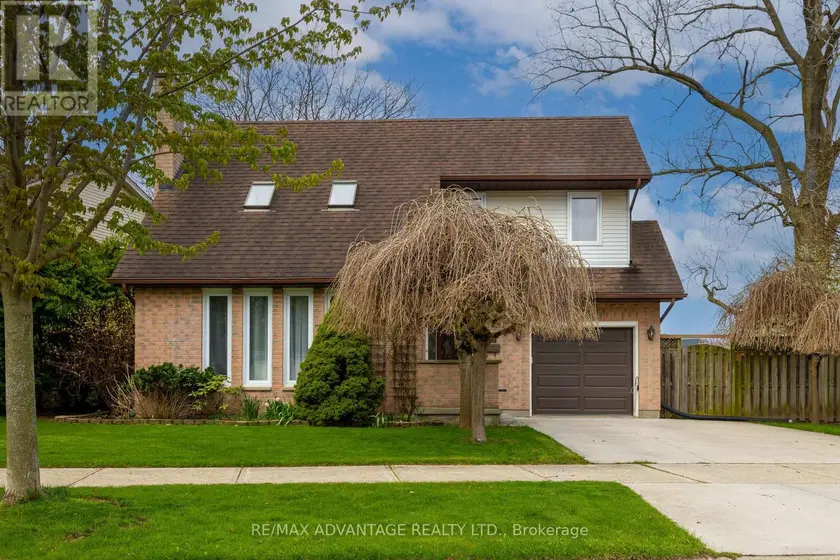 Detached at 122 BARRYDALE CRESCENT, London