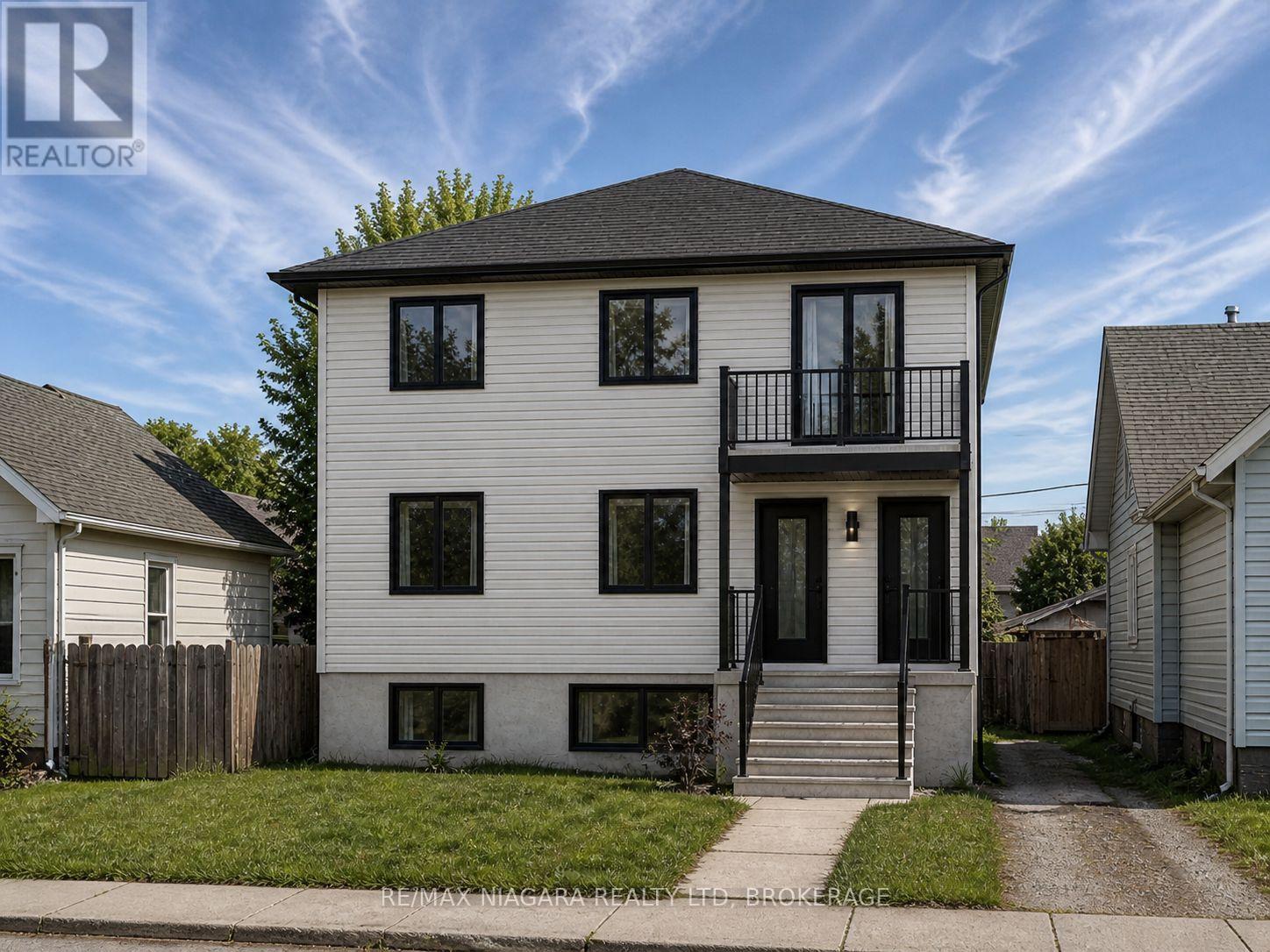 Detached at 148 KINNEAR STREET, Port Colborne (East Village)
