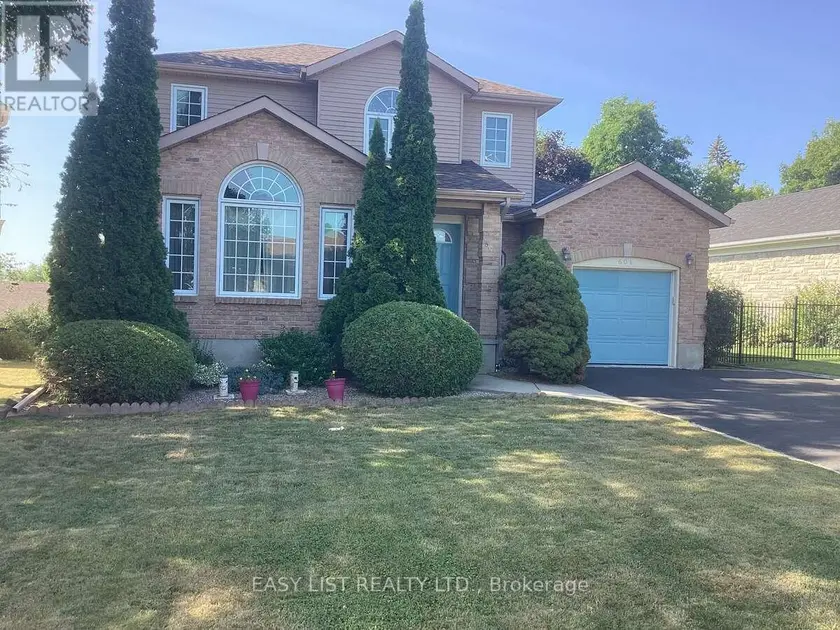 Detached at 601 MACDONALD DRIVE, Gananoque