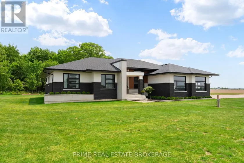 Detached at 818 OIL HERITAGE ROAD, Chatham-Kent