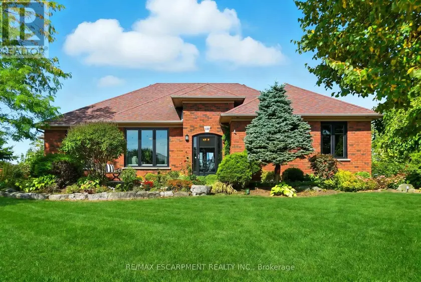 Detached at 10 FEATHERSTONE AVENUE, Haldimand