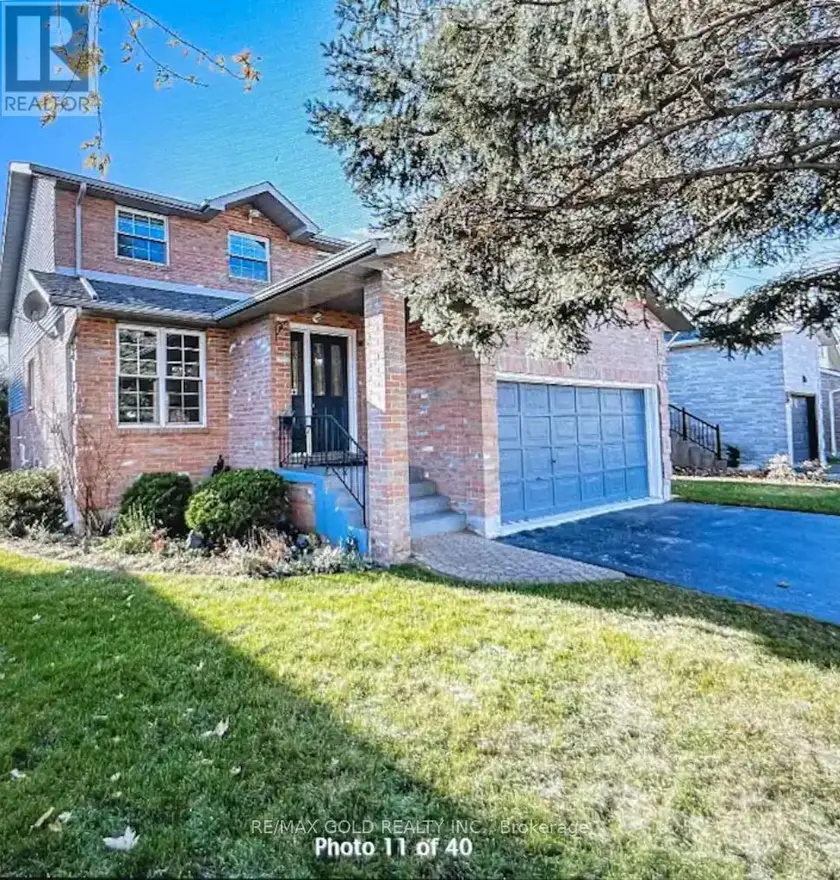 Detached at 53 DUNCAN AVENUE, Hamilton (Waterdown)