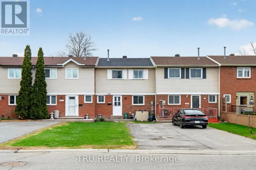 Townhouse at 369 MOCKINGBIRD DRIVE, Ottawa