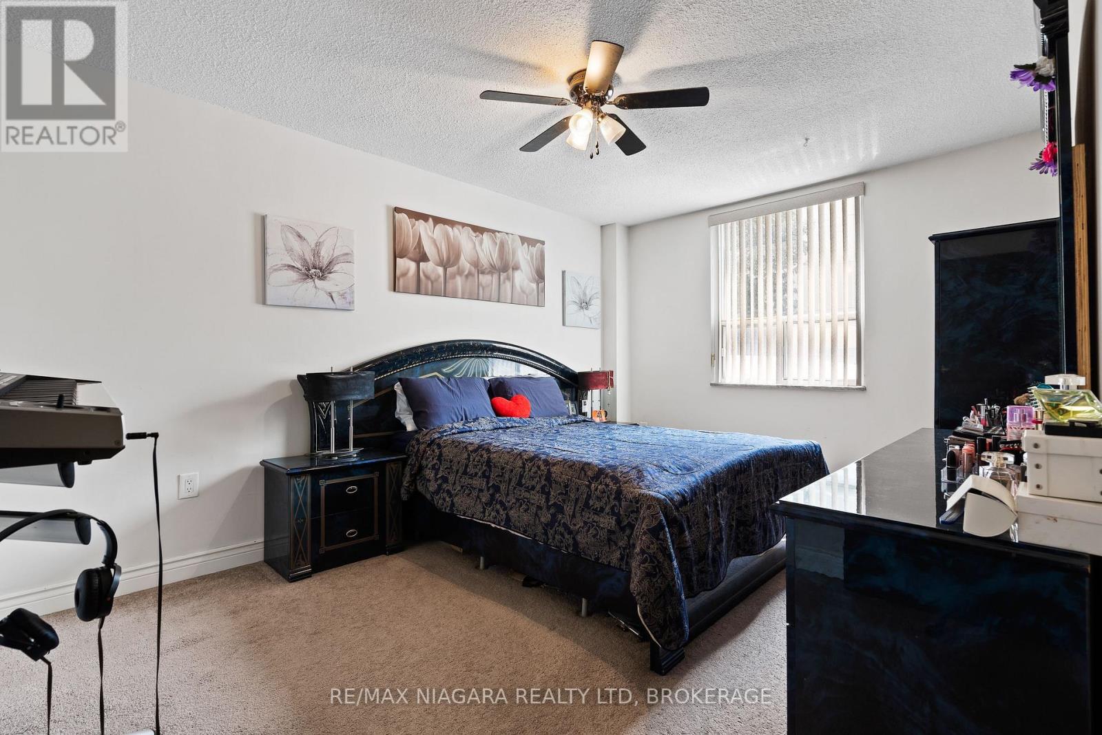 Apartment at 205 - 6390 HUGGINS STREET, Niagara Falls