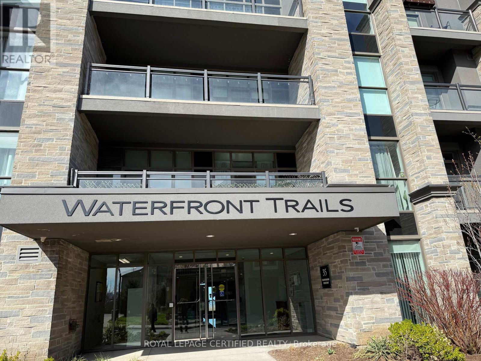Apartment at 201 - 35 SOUTHSHORE CRESCENT, Hamilton (Stoney Creek)