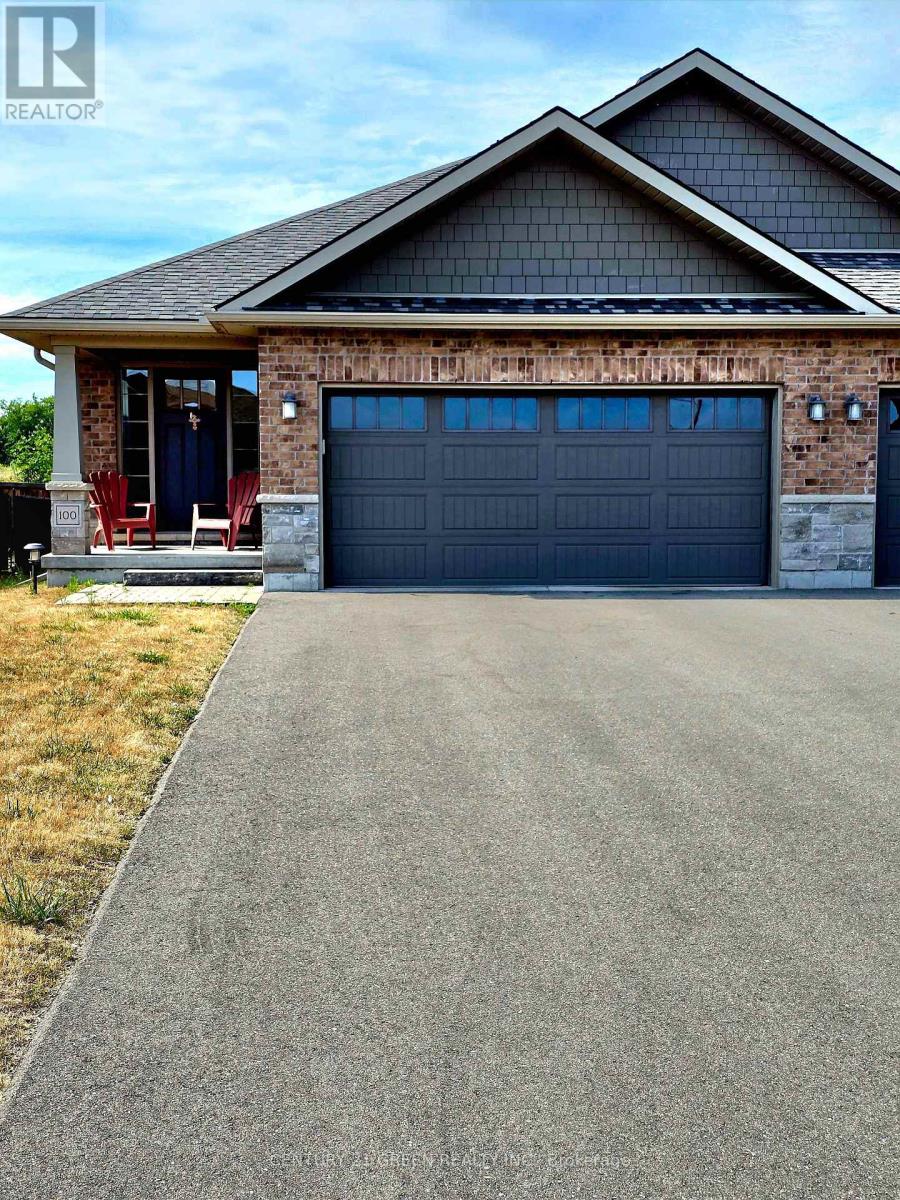 Townhouse at 100 SPRUCE GARDENS COURT, Belleville (Belleville Ward)
