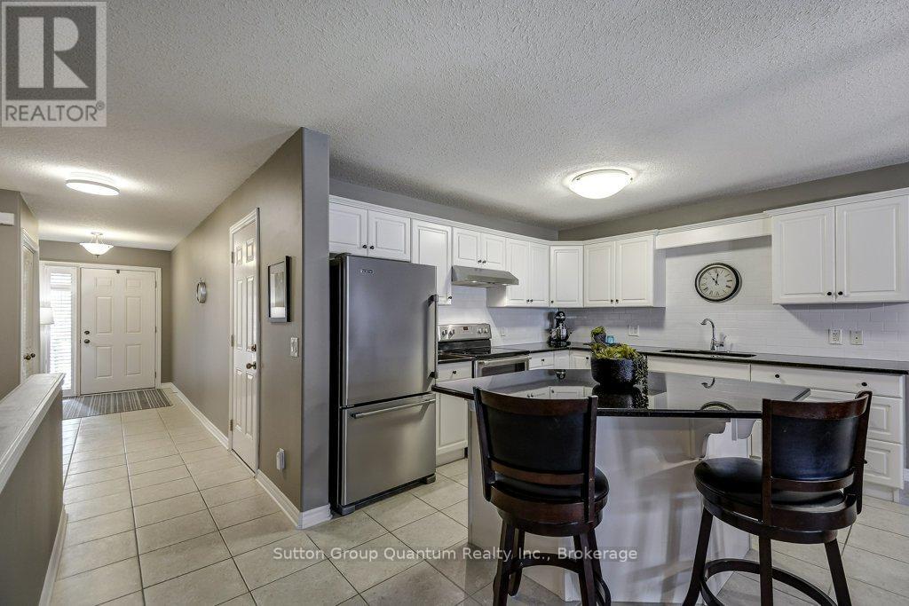 Townhouse at 21 - 605 WELLAND AVENUE, St. Catharines