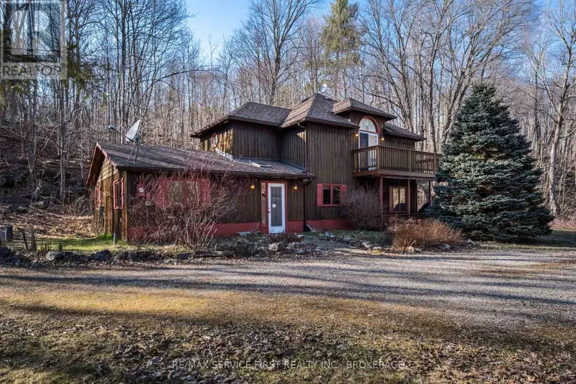 Detached at 13 PHEASANT LANE, Frontenac