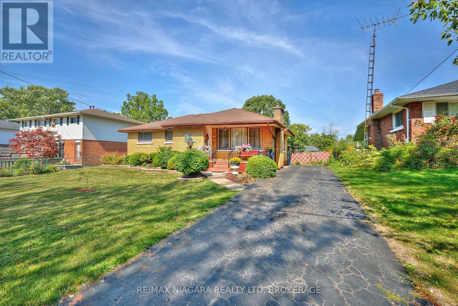 Detached at 316 BOWEN ROAD, Fort Erie (Central)