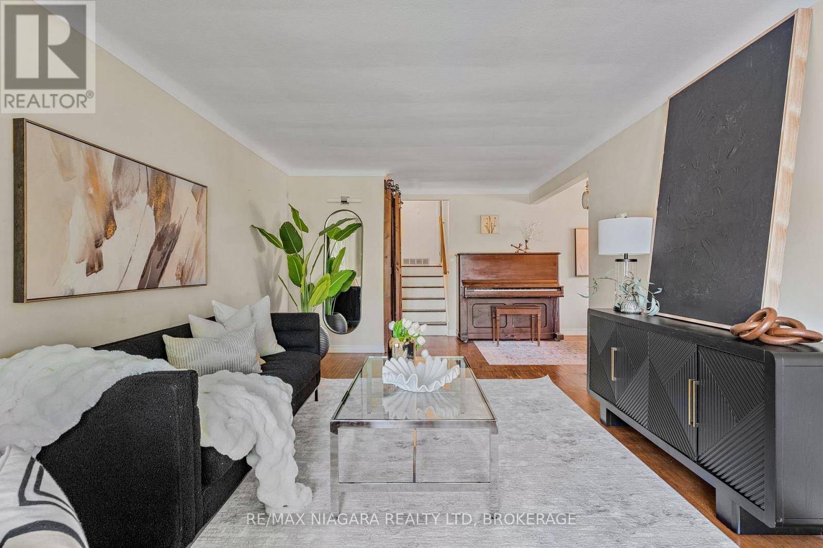 Detached at 425 FITCH STREET, Welland