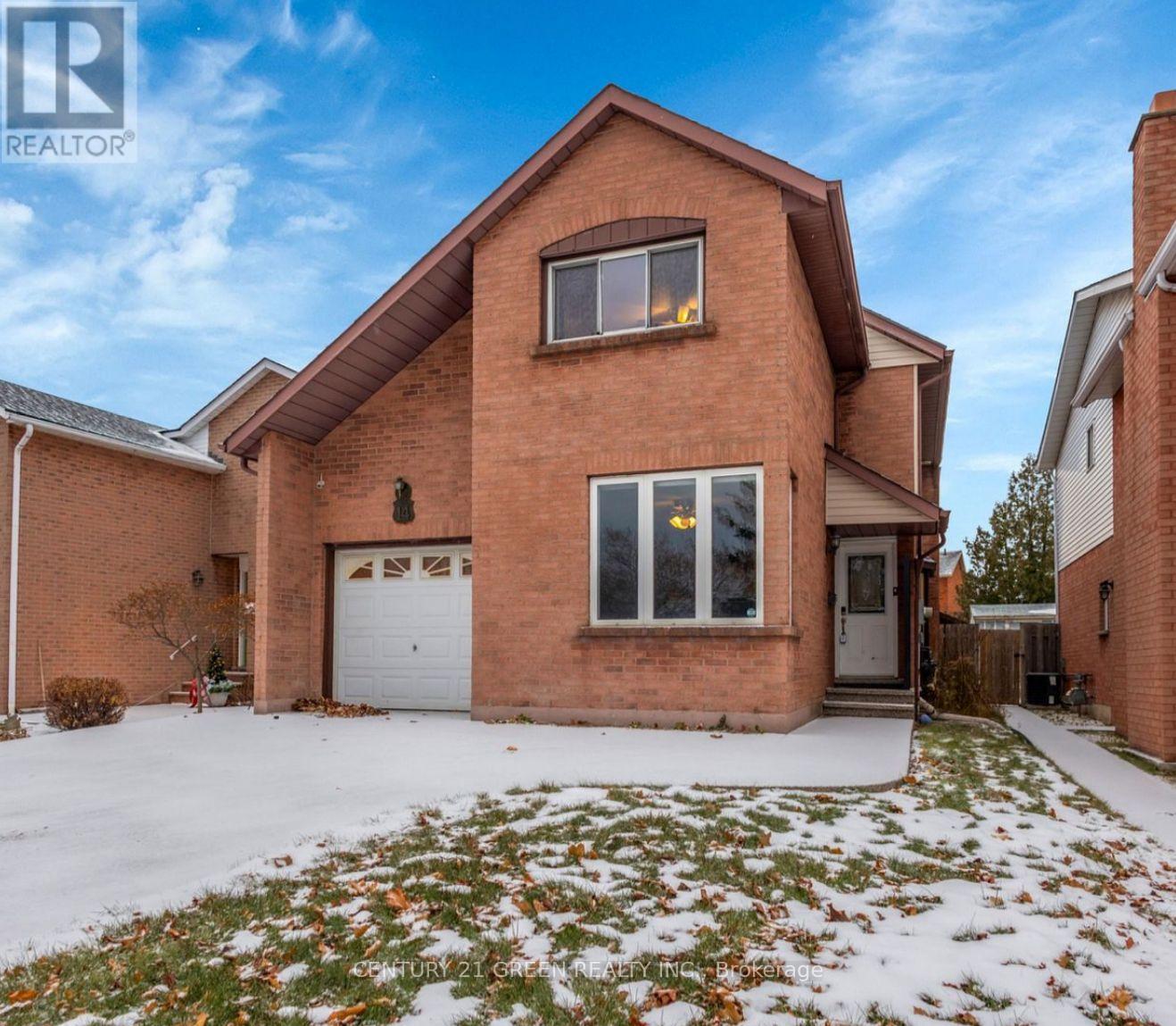 Detached at MAIN & UPPER - 14 CLYDEBANK PLACE, Hamilton (Stoney Creek)