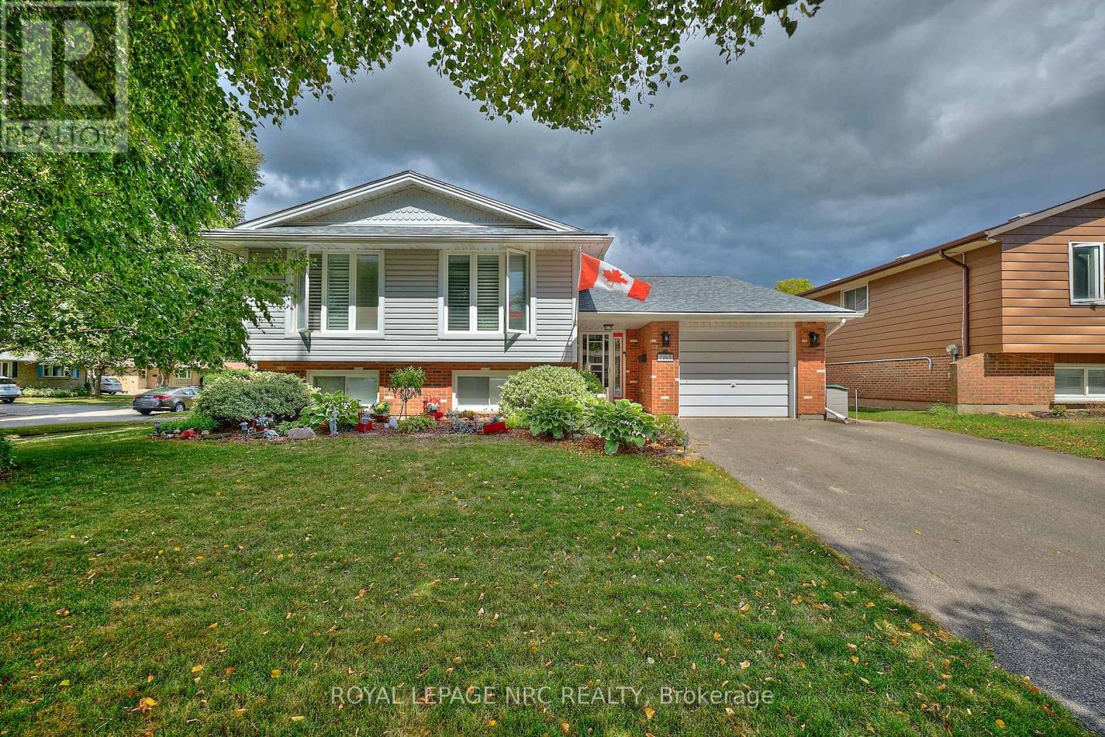 Detached at 7263 PARKDALE STREET, Niagara Falls (Morrison)