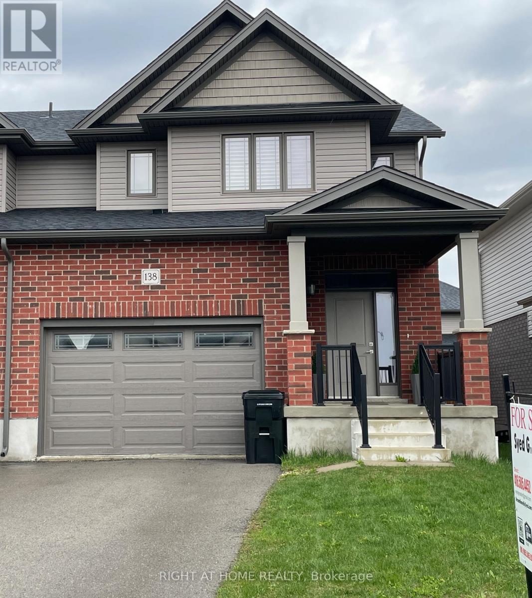 Semi-Detached/Link at 138 WOODBERRY CRESCENT, Woolwich