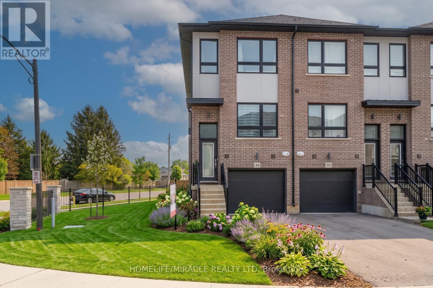 Townhouse at 34 - 720 GREY STREET, Brantford