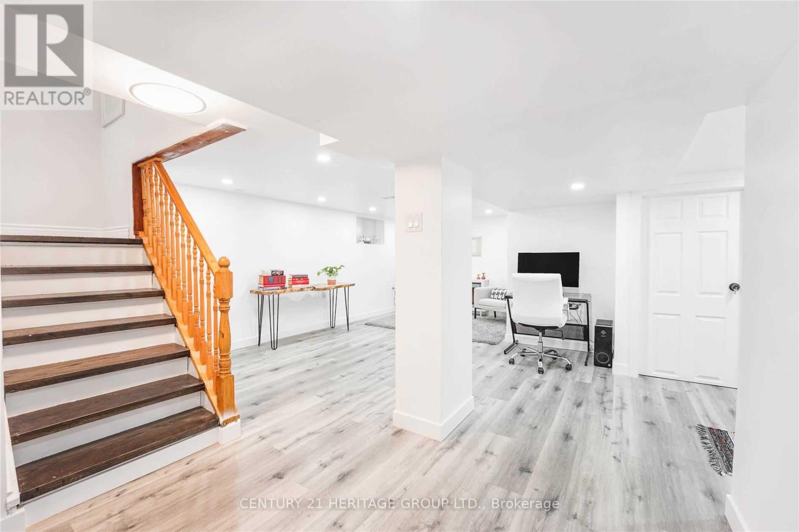 Detached at BASEMENT - 82 CENTENNIAL PARKWAY S, Hamilton (Stoney Creek)