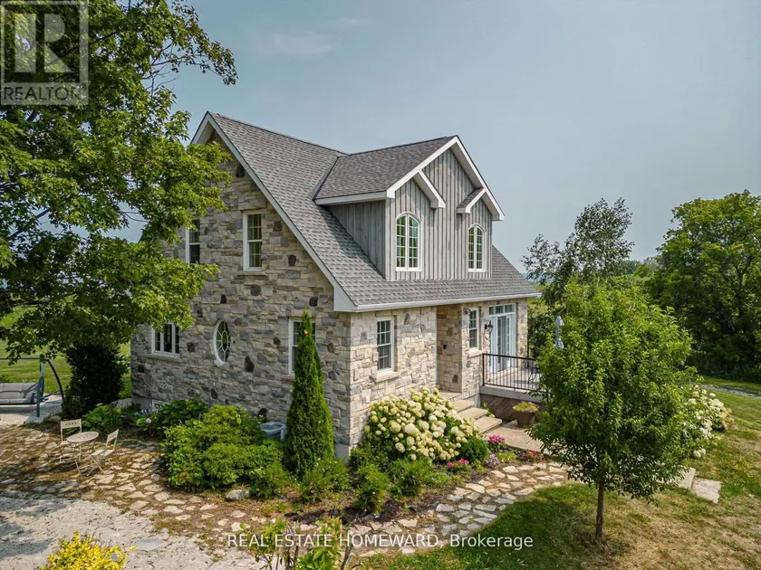 Detached at 137295 GREY ROAD 12, Meaford