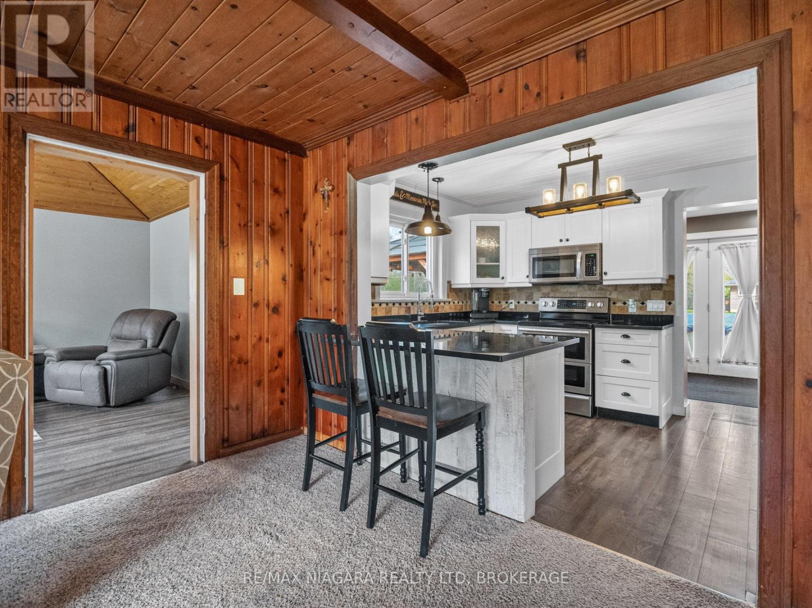Detached at 914 OAKHILL BOULEVARD E, Fort Erie