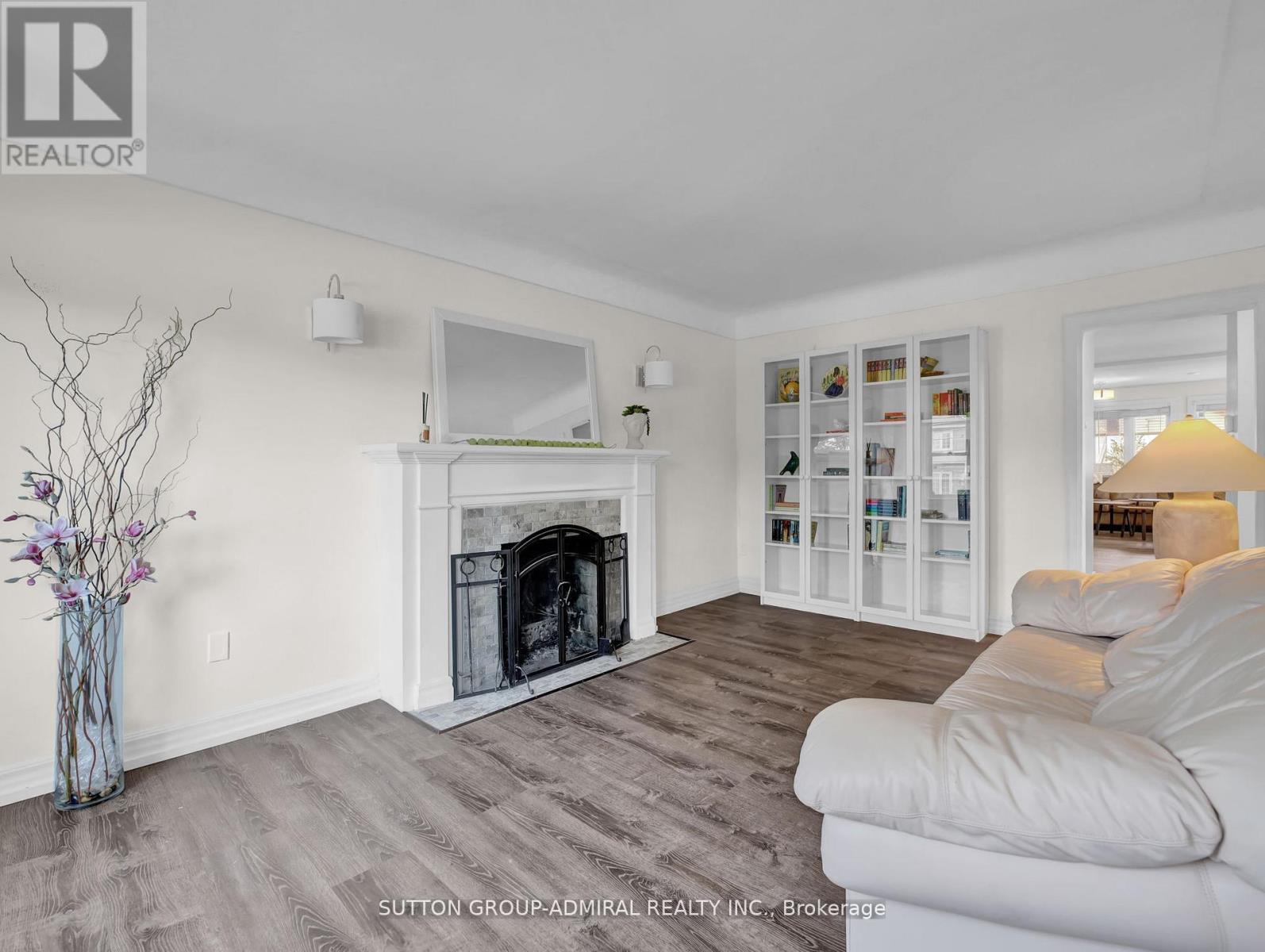 Detached at 365 BEACH BOULEVARD, Hamilton