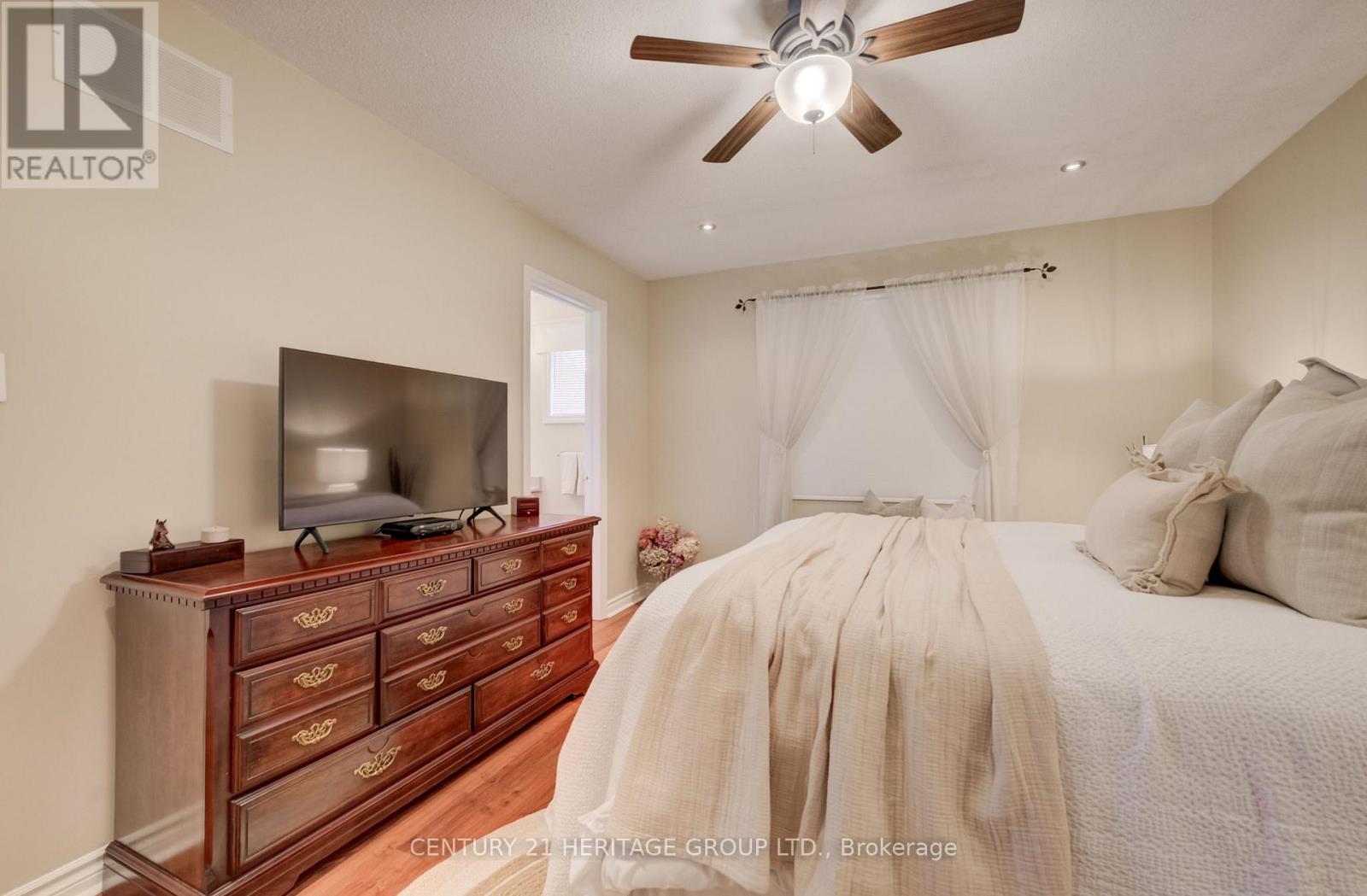 Detached at 546 JERSEYVILLE ROAD W, Hamilton