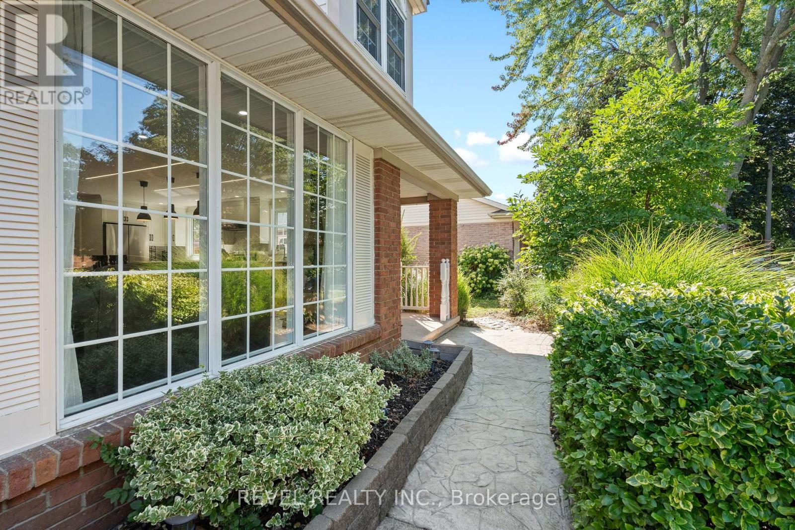 Detached at 36 CAMBRIA DRIVE, St. Catharines