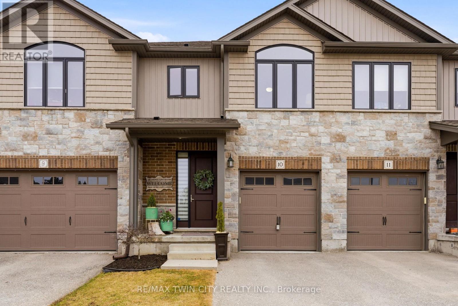 Townhouse at 10 - 50 BUTE STREET, North Dumfries