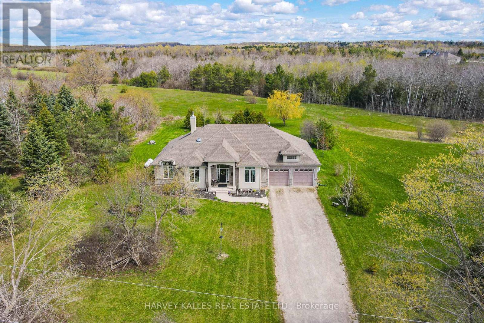 Detached at 4933 ERAMOSA TOWNLINE N, Erin