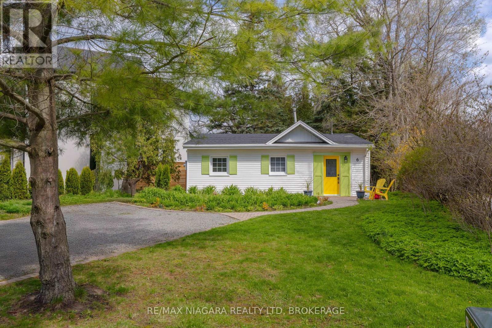 Detached at 6 CIRCLE STREET, Niagara-on-the-Lake (Town)