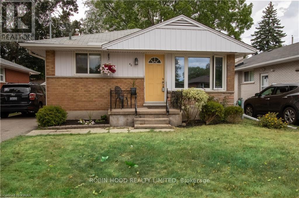 Detached at UNIT 1 - 40 WINSLOW DRIVE, Kitchener