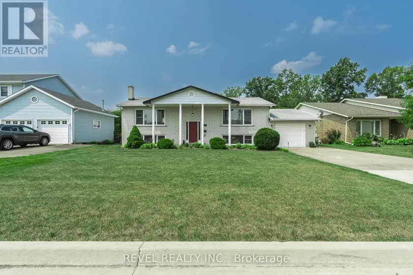 Detached at 3641 RAPIDS VIEW DRIVE, Niagara Falls