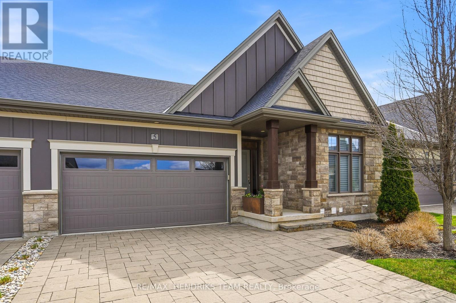 Townhouse at 5 - 180 PORT ROBINSON ROAD, Pelham (Fonthill)