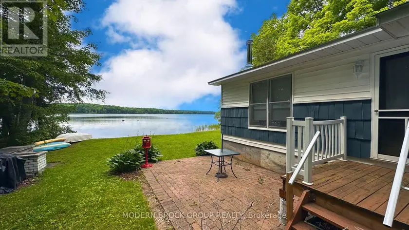 Detached at 94 GRAHAM LAKE ROAD, Front of Yonge